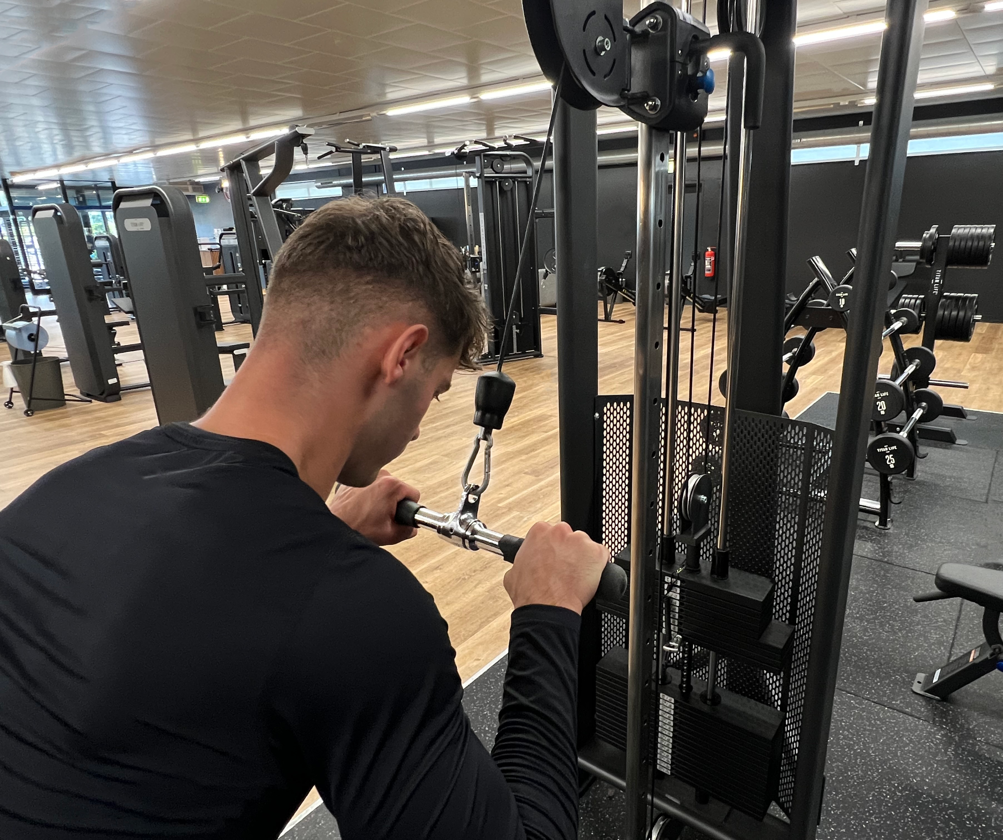 TITAN LIFE PRO Triceps Bar Straight 54cm